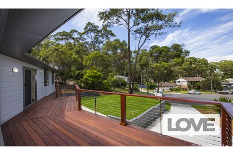 Property photo of 17 Jamboree Close Fennell Bay NSW 2283