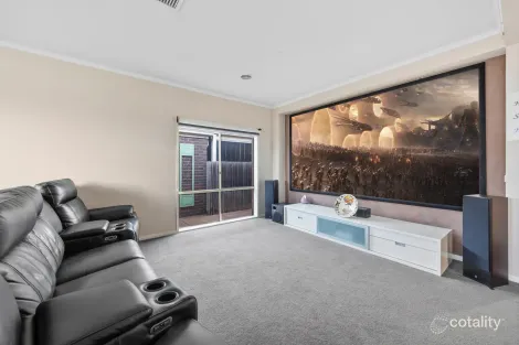 Property photo of 20 Cuthbert Drive Hillside VIC 3037
