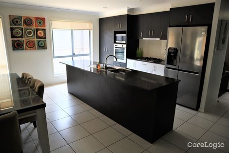 Property photo of 17 Sandover Circuit Holmview QLD 4207