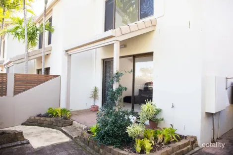 7/12 Solway Dr, Sunshine Beach, QLD 4567