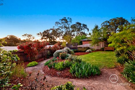 1 Brae Ct, Eltham North, VIC 3095