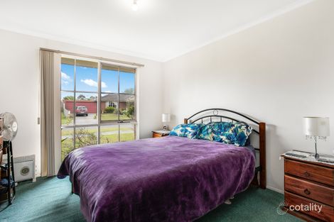 Property photo of 4 Sherriff Rise Pakenham VIC 3810