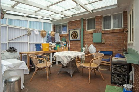 29 Mott Cres, Rockville, QLD 4350