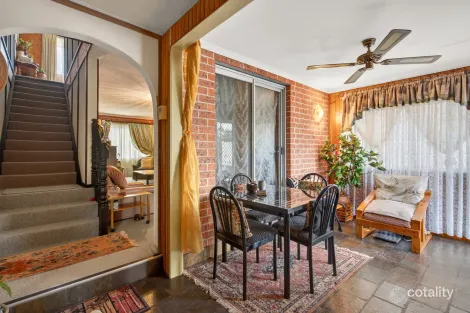 Property photo of 14 Calla Grove Pendle Hill NSW 2145
