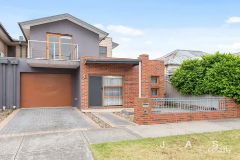 23 Davies St, Newport, VIC 3015