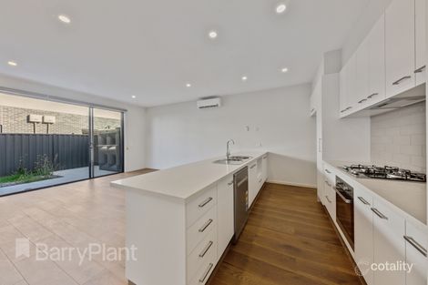 Property photo of 8/42 Trickey Avenue Sydenham VIC 3037
