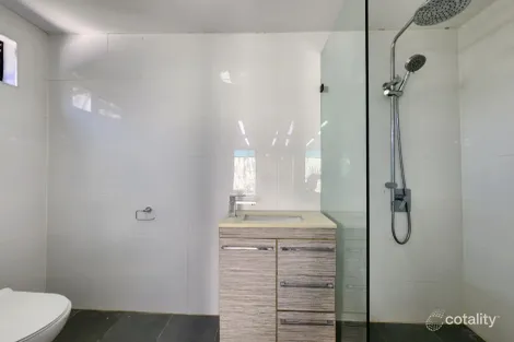 Property photo of 35 Morison Drive Lurnea NSW 2170