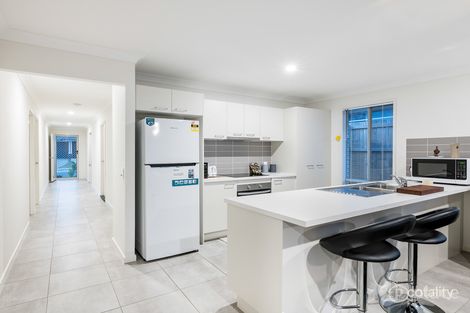 Property photo of 26 Mount Pleasant Street Park Ridge QLD 4125