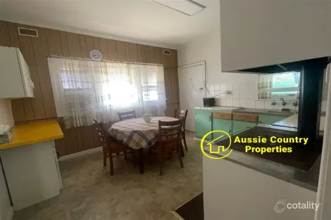 Property photo of 24 Nangunia Street Berrigan NSW 2712