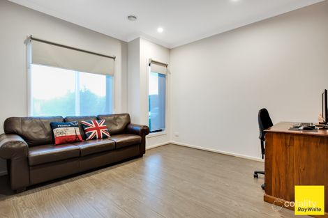 Property photo of 11 Alberfeldie Drive Truganina VIC 3029