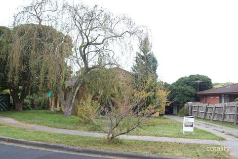 8 Puffin Ct, Endeavour Hills, VIC 3802