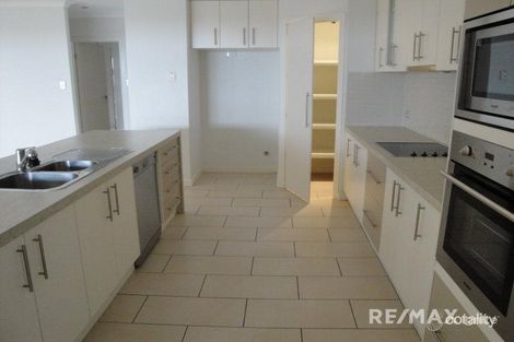 Property photo of 14 Harpulia Place Seventeen Mile Rocks QLD 4073