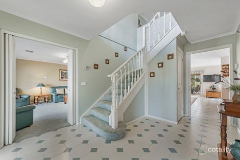 Property photo of 12 St Agnes Close Craigieburn VIC 3064