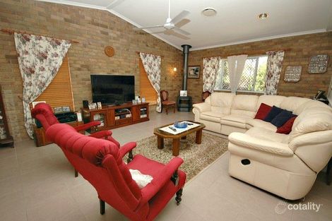 Property photo of 11 Howard Street Urangan QLD 4655