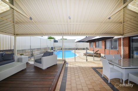 Property photo of 19 Lynnburn Pass Carramar WA 6031