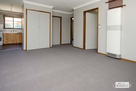 Property photo of 2/4 Marie Drive Wodonga VIC 3690