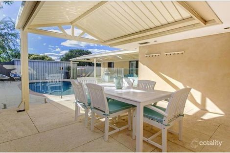 3 Windward Cl, Safety Bay, WA 6169