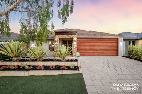 18 Serisier Pkwy, Queens Park, WA 6107