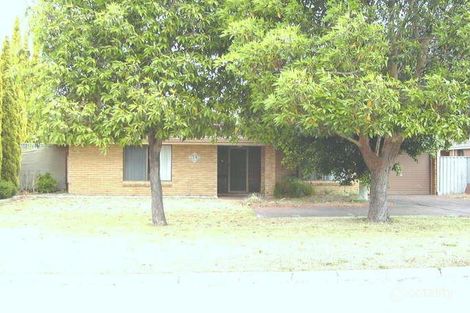 34 Prince St, Gosnells, WA 6110