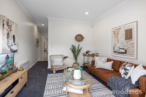 Property photo of 33A Cambridge Road Mooroolbark VIC 3138