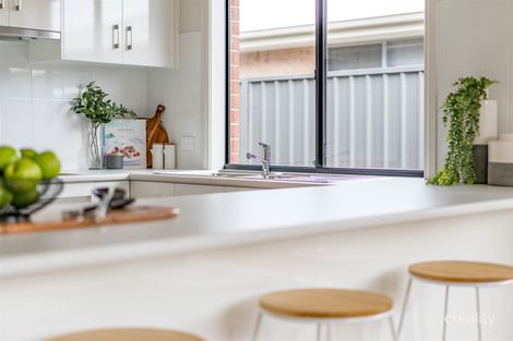 Property photo of 7 Princess Royal Parade Hindmarsh Island SA 5214