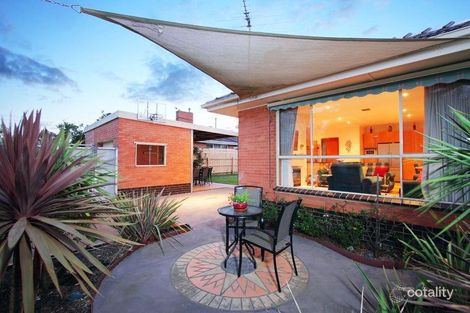 8 Mayswood Ct, Moorabbin, VIC 3189