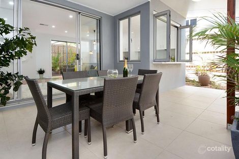 Property photo of 1/9 Rolle Street Holland Park West QLD 4121