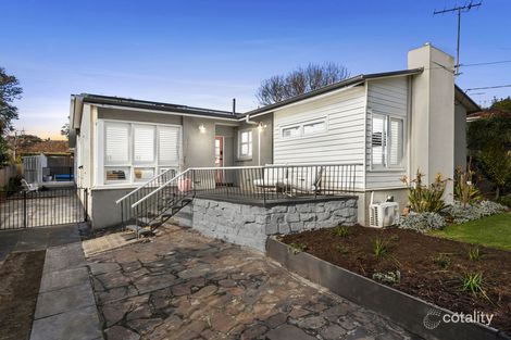 Property photo of 16 Fairbrae Avenue Belmont VIC 3216