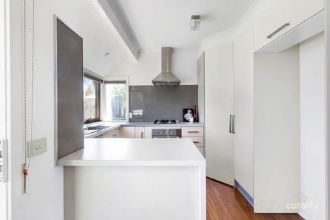 Property photo of 14 Farmer Court Melton West VIC 3337