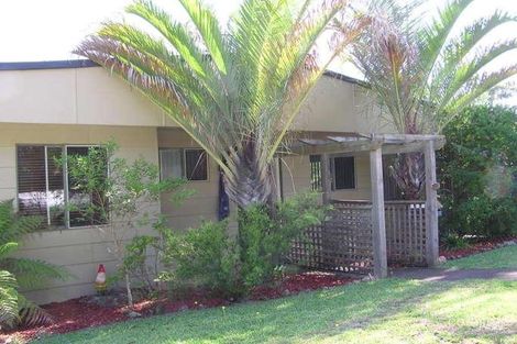 Property photo of 14 Tania Drive Point Clare NSW 2250