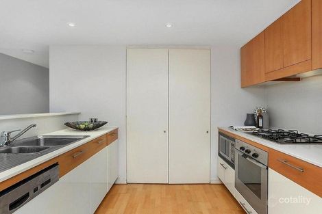Property photo of 1305/30 Glen Street Milsons Point NSW 2061