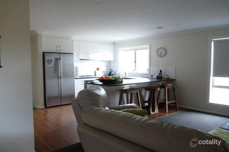 Property photo of 2/95 Gateway Road Warrnambool VIC 3280