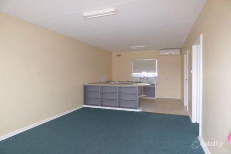 Property photo of 16 Law Street Newborough VIC 3825