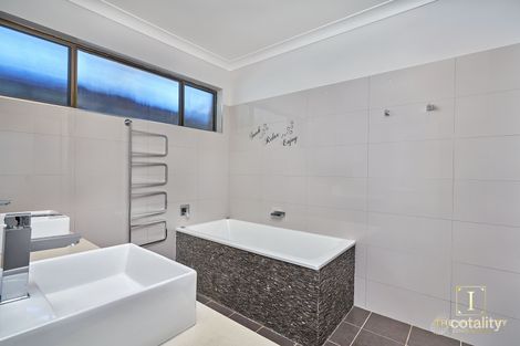 Property photo of 47-49 Fairview Street Bayview Heights QLD 4868
