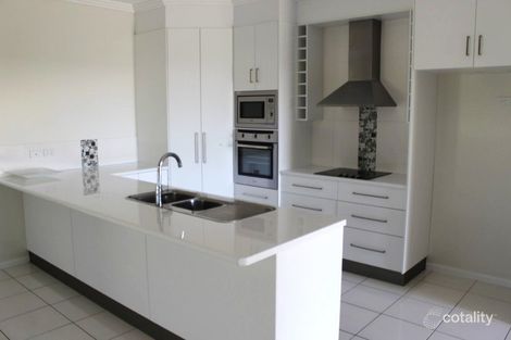 Property photo of 2/4 Yering Street Emerald QLD 4720