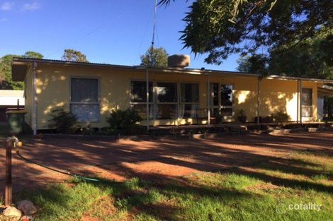 6 Carne St, Moulamein, NSW 2733