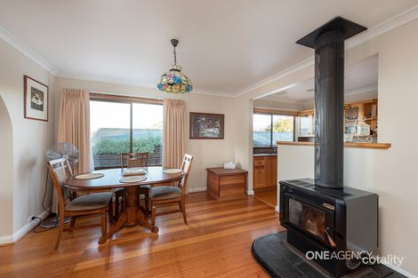 Property photo of 30 Malunna Crescent Parklands TAS 7320