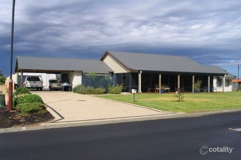 17 Hutt Dr, Dalyellup, WA 6230