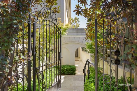 Property photo of 2/9 Flintoft Avenue Toorak VIC 3142