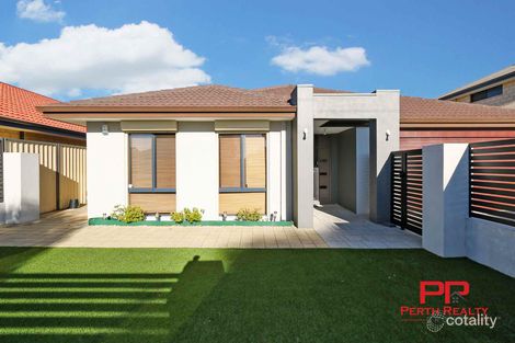 Property photo of 2A Iolanthe Street Bassendean WA 6054