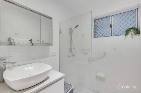 Property photo of 4/89 Herries Street East Toowoomba QLD 4350