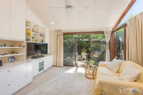 Property photo of 14/5 Lane-Poole Place Yarralumla ACT 2600