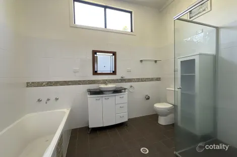 Property photo of 44 Princes Highway Ulladulla NSW 2539