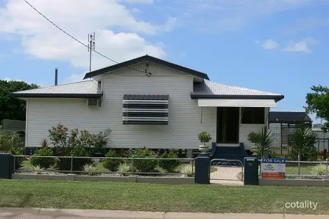 72 Beach Rd, Ayr, QLD 4807