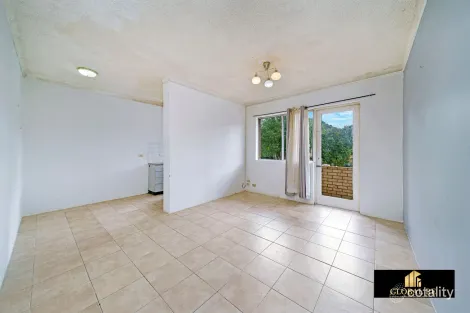 Property photo of 13/190 Sandal Crescent Carramar NSW 2163