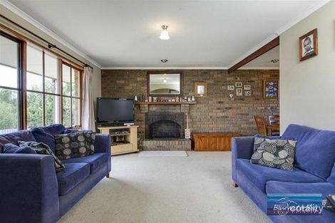 19 Flora Rd, Mount Martha, VIC 3934