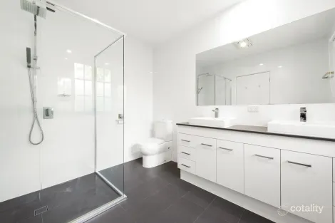 Property photo of 20 Errey Street Camp Hill QLD 4152