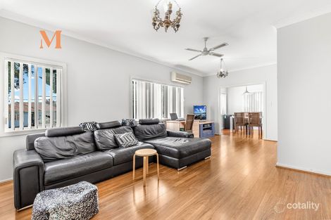 Property photo of 11 Derna Road Shortland NSW 2307