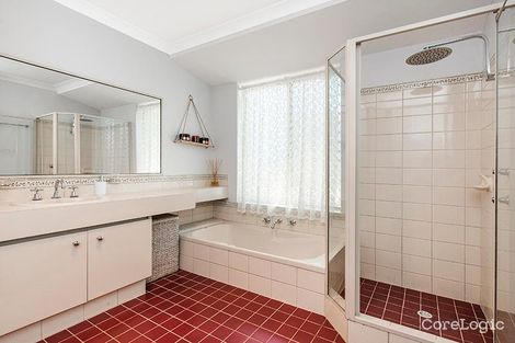 Property photo of 44 Link Way Cooloongup WA 6168