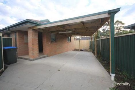 2/11 Greenhill Cres, Wyndham Vale, VIC 3024